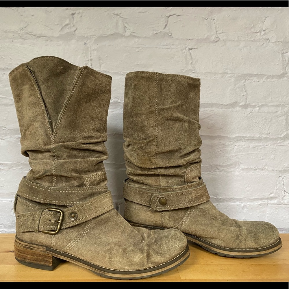 Clarks Majorca Villa Boot Gray Suede Sz 7.5/8